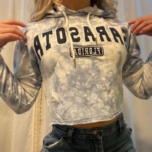 sarasota cropped hoodie